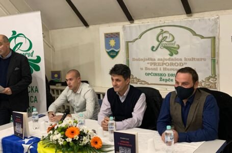 BZK „Preporod“ Žepče: Prof. dr. Senadin Lavić promovirao svoju knjigu “Diskurs o bosanstvu“
