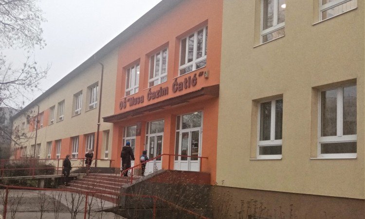  Osnovci i srednjoškolci po NPP-u na bosanskom jeziku u ZDK idu na zimski raspust