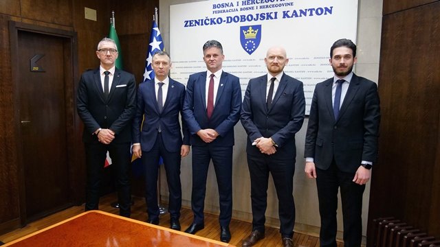  Ambasador Field se zahvalio Vladi premijera Bašića što podržava investiciju Adriatic Metalsa u Varešu