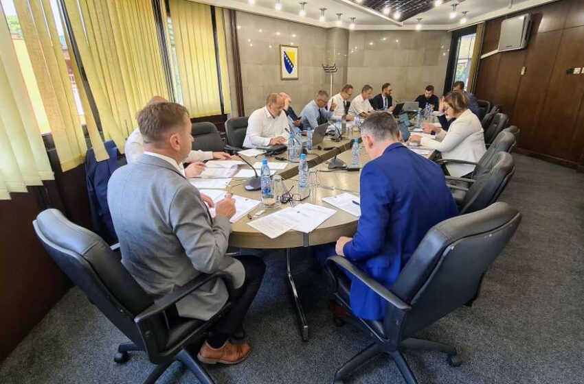  Vlada ZDK utvrdila rebalans proračuna, osigurana sredstva za porodiljne naknade od 1.000 KM