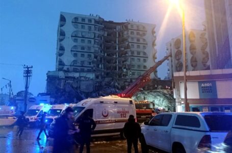 Novi potres od 7.7 u Turskoj. Gradovi razoreni, preko 1290 mrtvih, tisuće ozlijeđenih