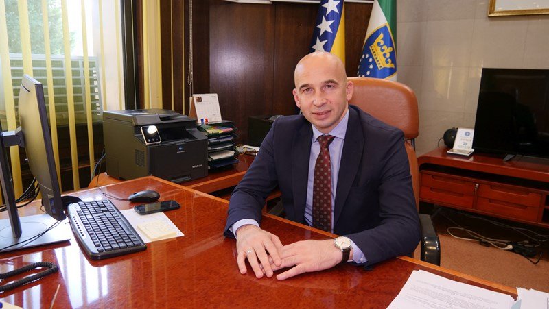 Premijer Nezir Pivić: Borba protiv korupcije među ključnim prioritetima Vlade ZDK