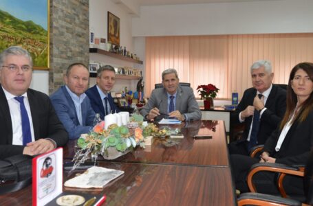 Predsjednik HDZ-a BiH dr. Dragan Čović i dopredsjednica Filipović posjetili Općinu Žepče