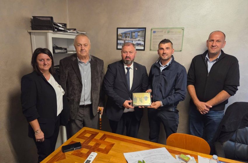  Ministar Šibonjić u Italiji posjetio obitelj Bešlagić koja otvara firmu u Žepču