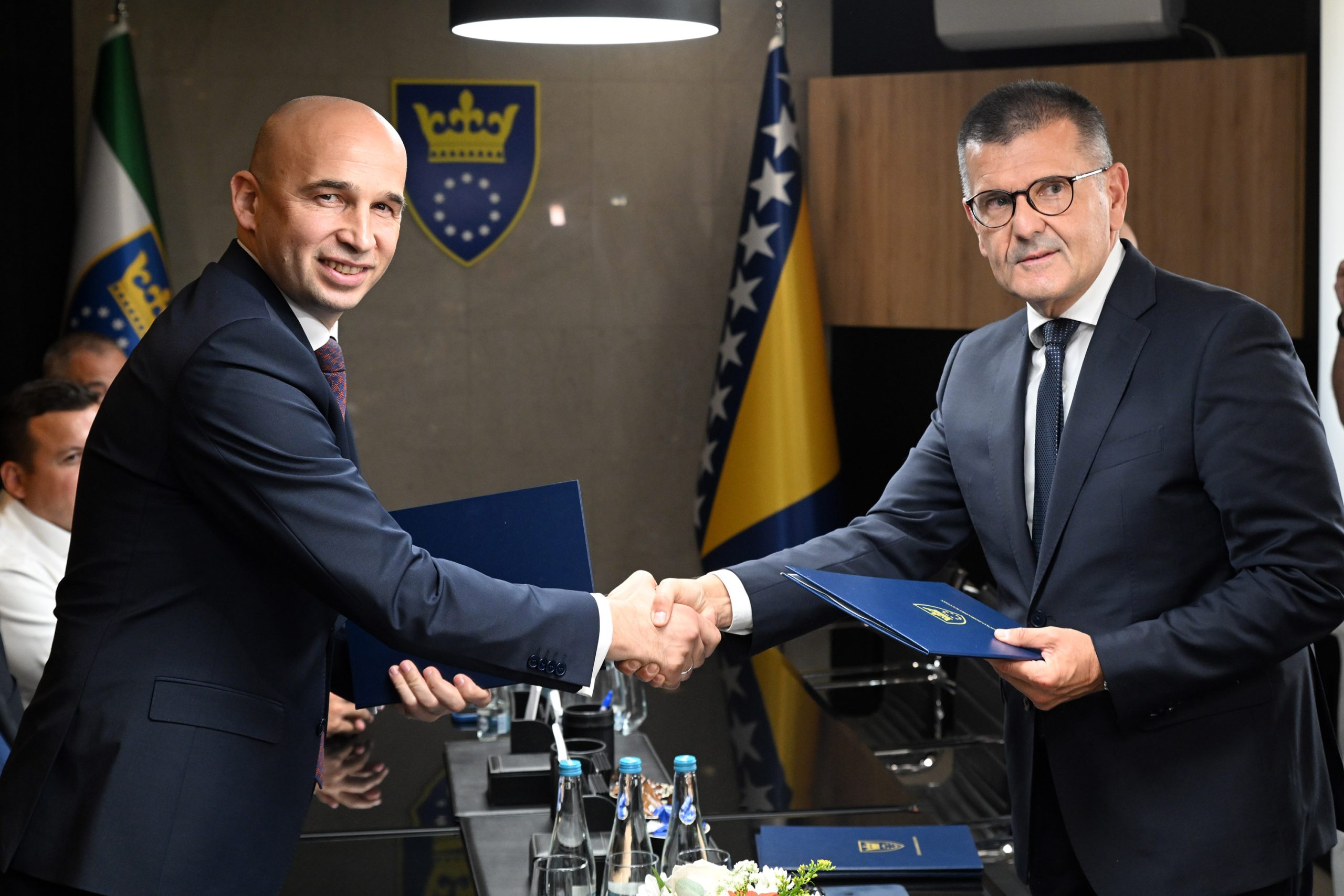 ZDK i N/FS BiH potpisali sporazum o zajedničkom financiranju idejnog projekta Nacionalnog stadiona u Zenici