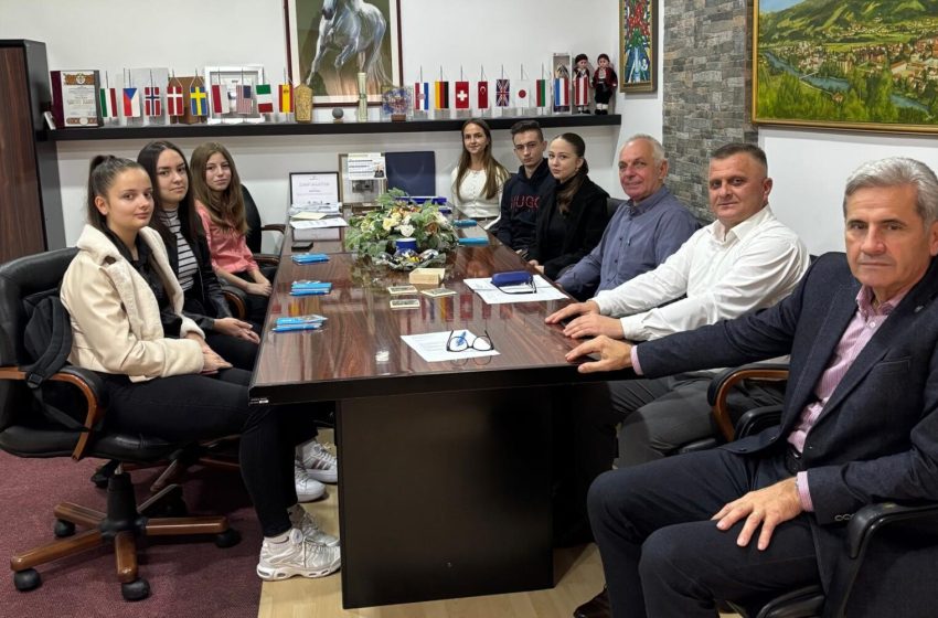 Općinski načelnik primio pobjednike literarnog natječaja na temu “Moje Žepče”
